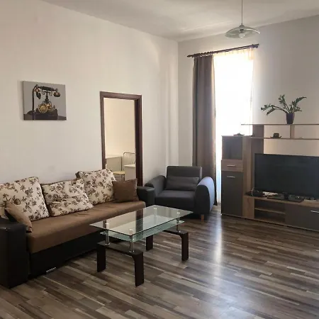 Central City Apartment Apartamento *